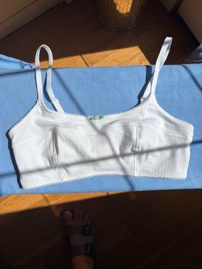 🌸 Colsie Ribbed Lace-Trim Bralette